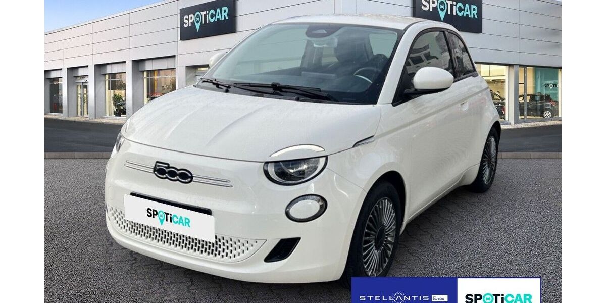 Fiat 500e 11.155 km 17.950 &euro; Essen 45143