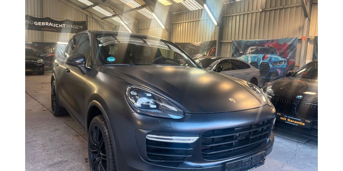 Porsche Cayenne 142.000 km 24.950 &euro; Essen 45139