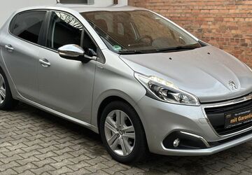 Peugeot 208 19.800 km 8.499 &euro; Essen 45307