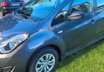 Hyundai ix20 118.000 km 5.980 &euro; Oberhausen 46047