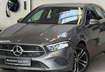 Mercedes-Benz A 180 10.709 km 25.850 &euro; Wuppertal 42281