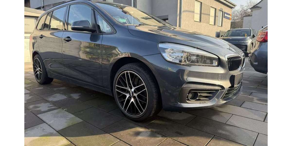 BMW 218 98.800 km 13.890 &euro; Mülheim an der ruhr 45481