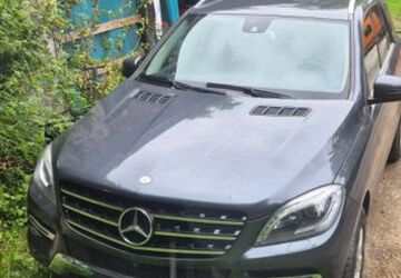 Mercedes-Benz ML 350 206.120 km 15.900 &euro; Velbert 42555