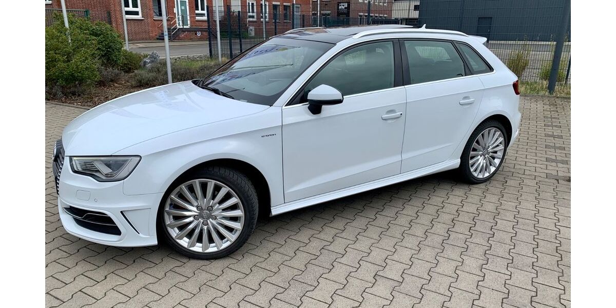 Audi A3 138.000 km 15.900 &euro; Lünen 44534