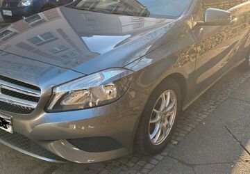 Mercedes-Benz A 180 143.000 km 9.400 &euro; Wuppertal 42107