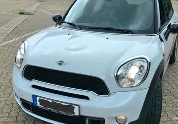 Mini Countryman S (Cooper) 151.000 km 7.999 &euro; Hattingen 45525