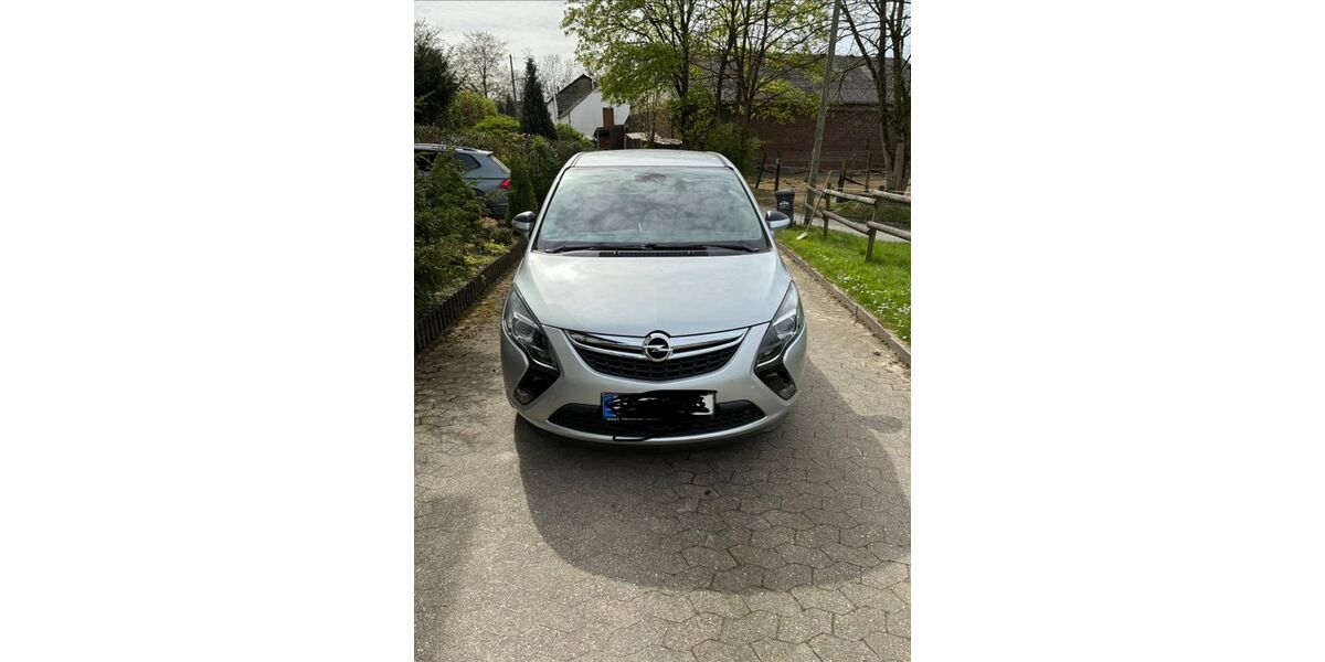 Opel Zafira Tourer 206.200 km 2.999 &euro; Essen 45239