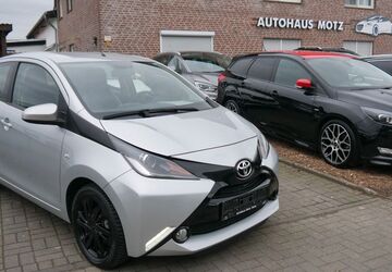 Toyota Aygo (X) 53.659 km 8.600 &euro; Selm 59379