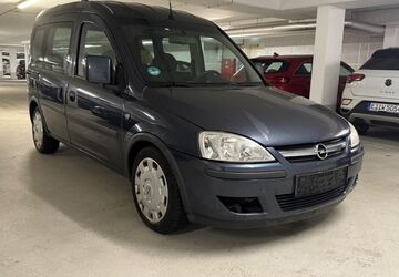 Opel Combo 189.000 km 3.000 &euro; Essen 45326