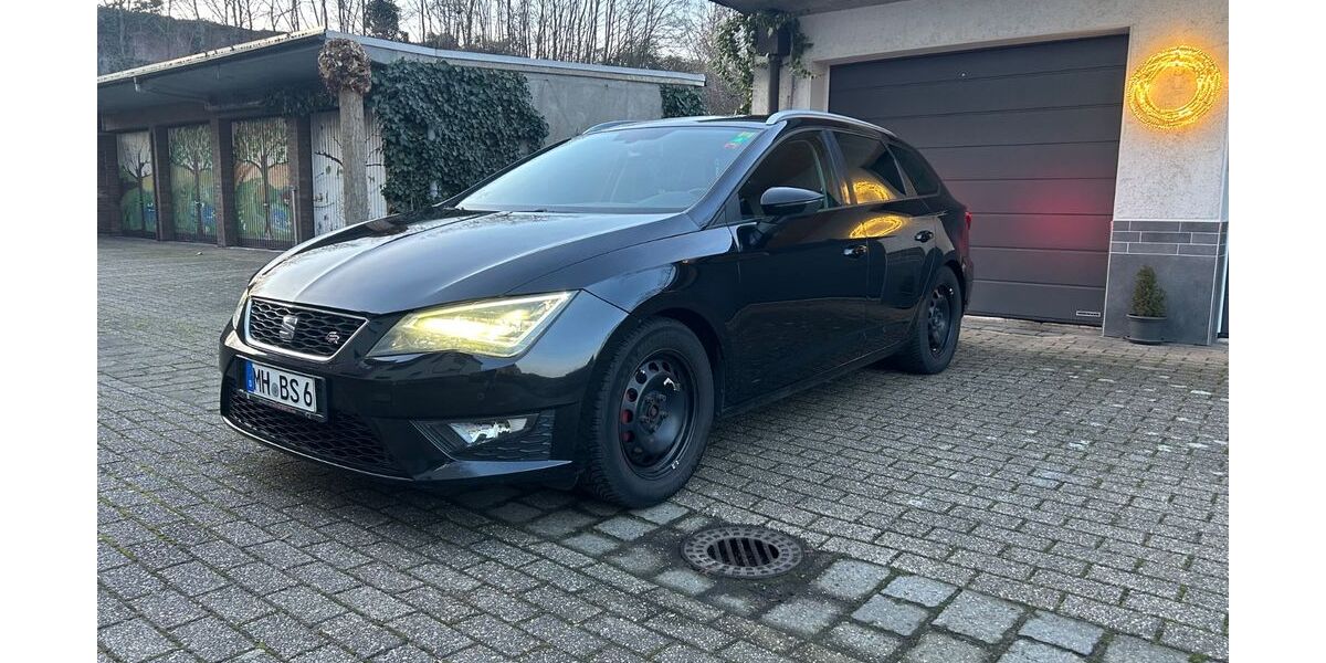 Seat Leon 155.000 km 8.900 &euro; Oberhausen 46149