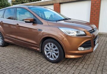 Ford Kuga 122.000 km 9.500 &euro; Oberhausen 46149