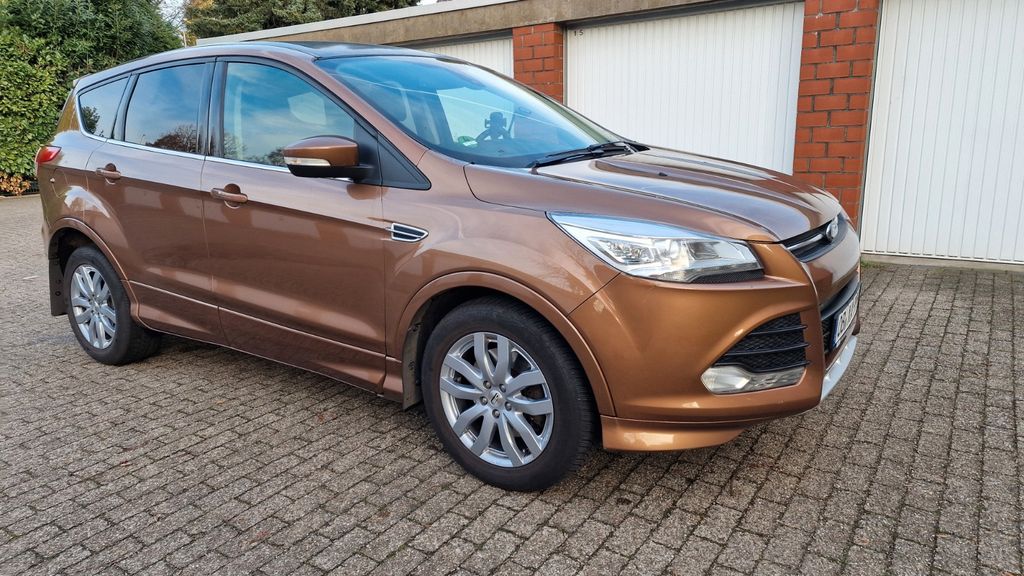 Ford Kuga 122.000 km 9.500 &euro; Oberhausen 46149