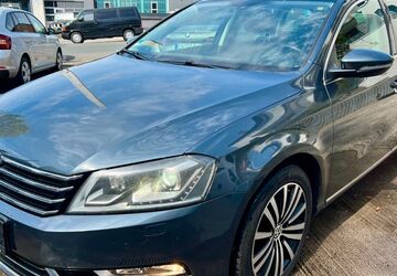 VW Passat 215.000 km 7.999 &euro; Wuppertal 42277