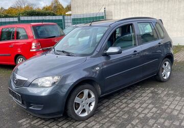 Mazda 2 152.000 km 2.399 &euro; Herten 45701