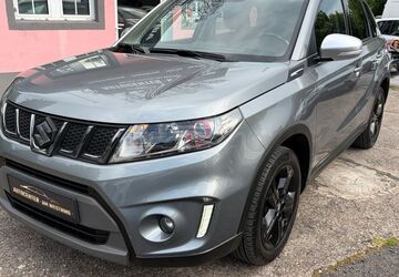 Suzuki Vitara 102.000 km 14.990 &euro; Wuppertal 42329