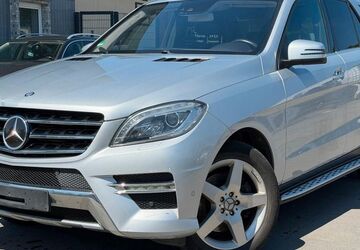 Mercedes-Benz ML 350 249.030 km 12.500 &euro; Gelsenkirchen 45884