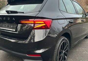 Skoda Fabia 9.000 km 17.999 &euro; Bochum OT Innenstadt 44809