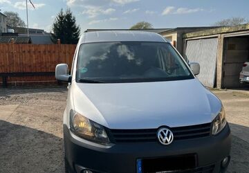 VW Caddy 231.000 km 7.300 &euro; Mülheim 45479