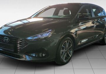 Hyundai i30 24.872 km 21.890 &euro; Haltern am See 45721