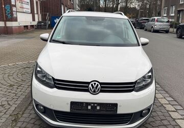 VW Touran 195.000 km 7.999 &euro; Gelsenkirchen 45879
