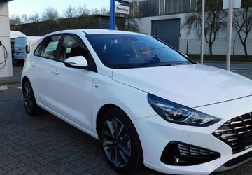 Hyundai i30 4.400 km 20.890 &euro; Selm 59379