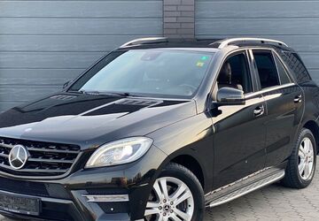Mercedes-Benz ML 350 326.000 km 11.900 &euro; Dorsten 46284