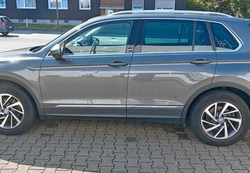 VW Tiguan 84.000 km 21.500 &euro; Essen 45356