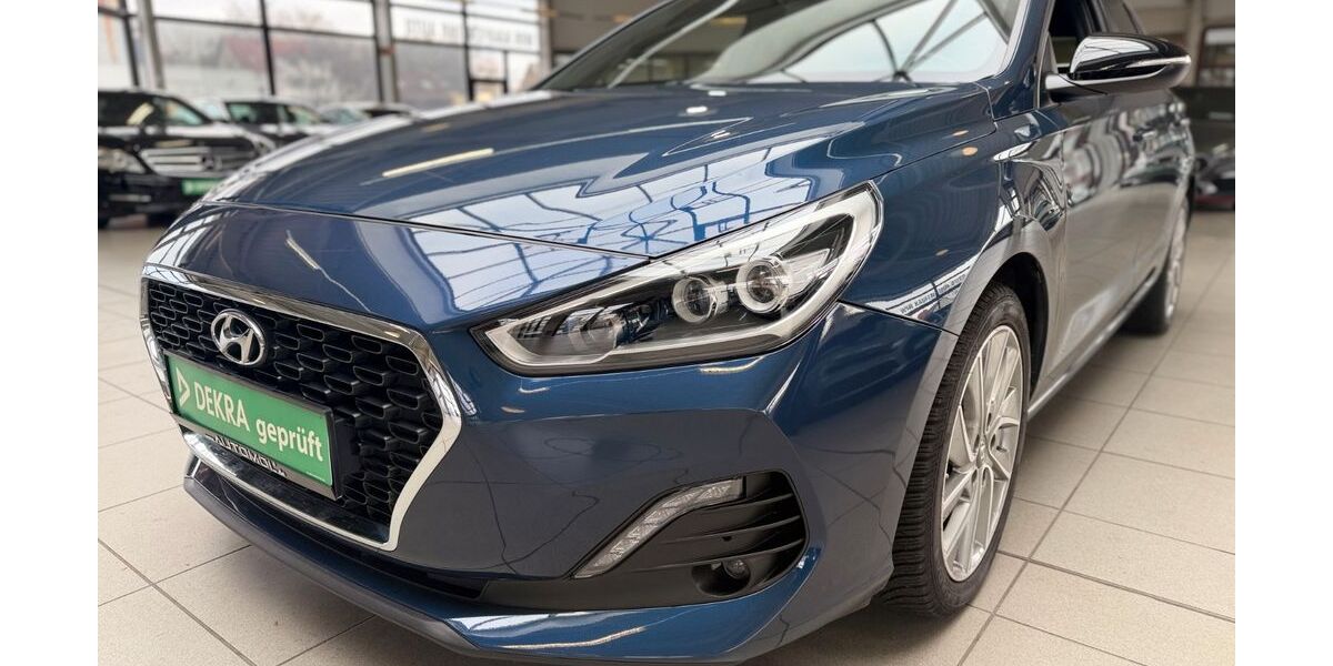 Hyundai i30 91.523 km 14.490 &euro; Bottrop 46236