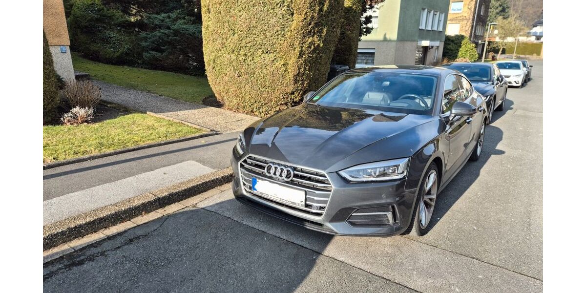 Audi A5 53.000 km 28.100 &euro; Dortmund 44388