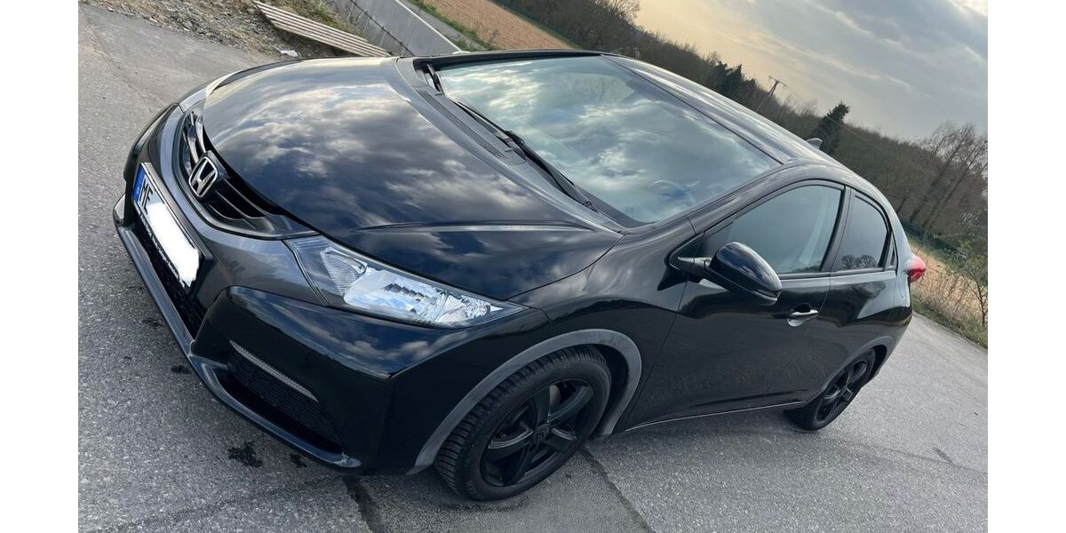 Honda Civic 102.446 km 8.399 &euro; Wülfrath 42489