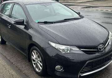 Toyota Auris 280.000 km 4.950 &euro; Bottrop 46238