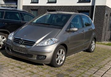 Mercedes-Benz A 170 187.214 km 2.400 &euro; Bochum 44807