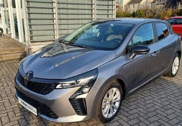 Renault Clio 11.500 km 15.995 &euro; Hagen 58091