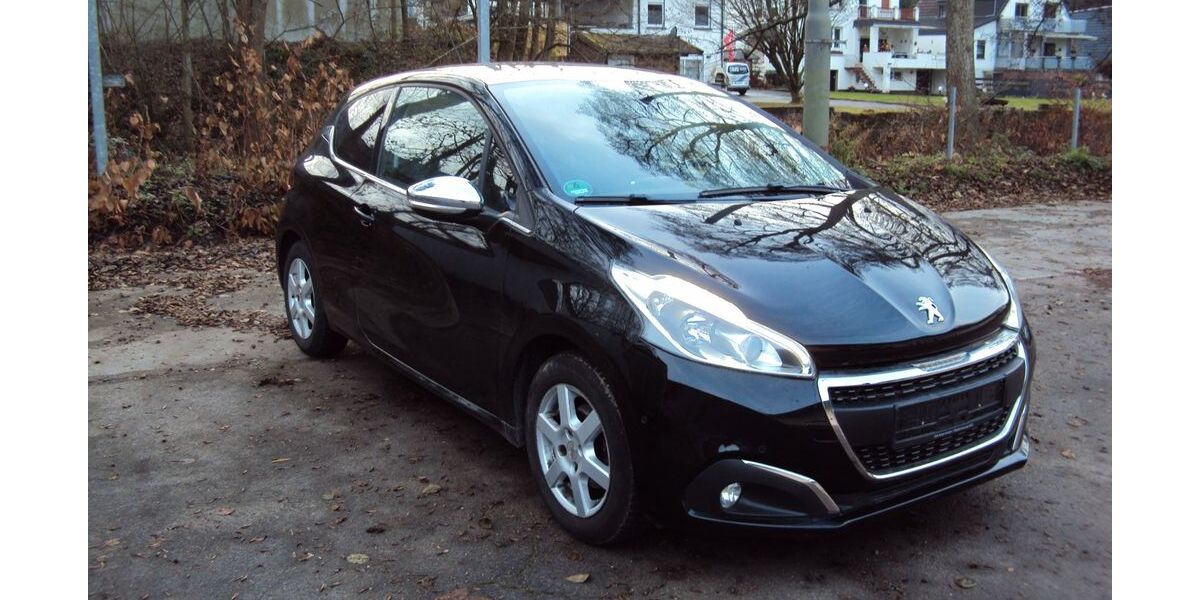 Peugeot 208 146.000 km 6.500 &euro; Hagen 58091