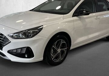 Hyundai i30 62.184 km 14.990 &euro; Recklinghausen 45657