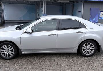 Honda Accord 154.000 km 7.999 &euro; Velbert 42555