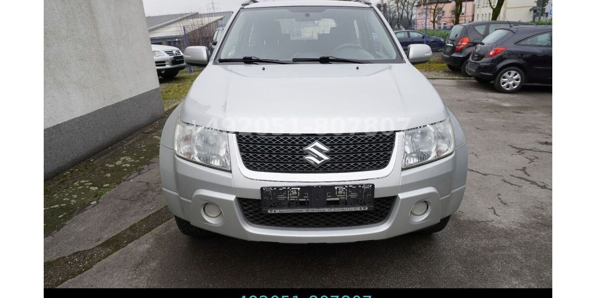 Suzuki Grand Vitara 292.000 km 3.777 &euro; Velbert 42551