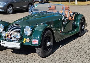 Morgan 4/4 42.500 km 43.900 &euro; Marl 45770