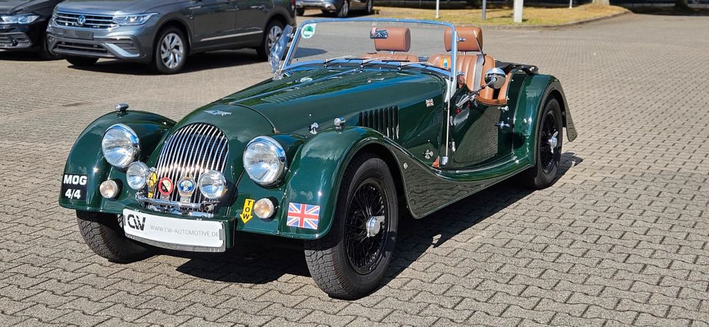 Morgan 4/4 42.500 km 43.900 &euro; Marl 45770