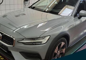 Volvo V60 Cross Country 33.046 km 37.850 &euro; Witten 58453