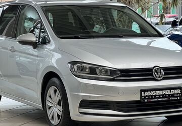 VW Touran 125.841 km 15.499 &euro; Wuppertal 42389