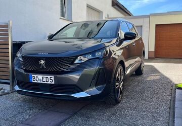 Peugeot 5008 135.000 km 22.999 &euro; Bochum 44869