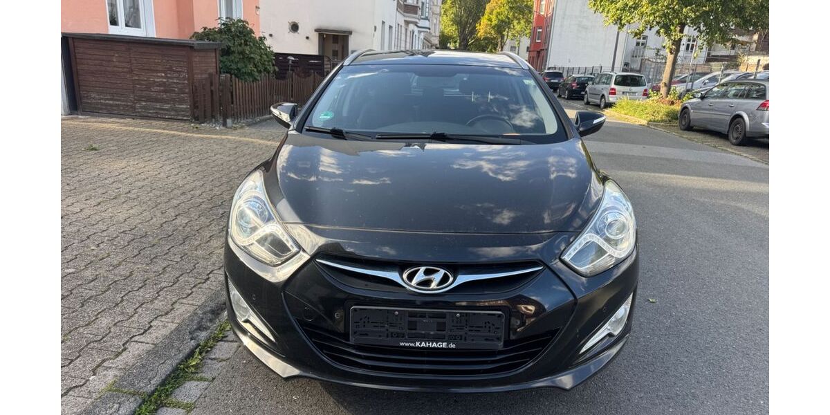 Hyundai i40 202.000 km 4.999 &euro; Gelsenkirchen 45879