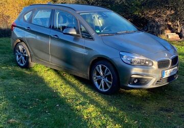 BMW 220 Active Tourer 103.000 km 14.300 &euro; Velbert 42551