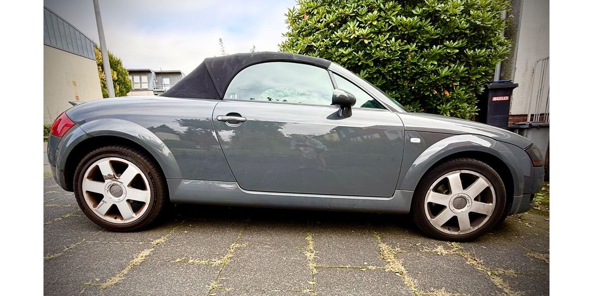 Audi TT 129.500 km 9.900 &euro; Bochum 44795