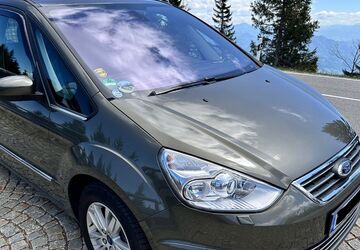 Ford Galaxy 96.000 km 12.300 &euro; Essen 45355